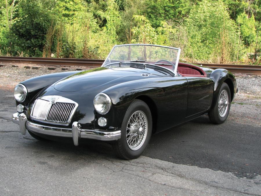  MGA 1600 Mk II Roadster 1960 года  (фото 1 из 19)